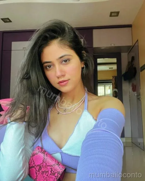 Naina Verma - Premium Escort in Mumbai