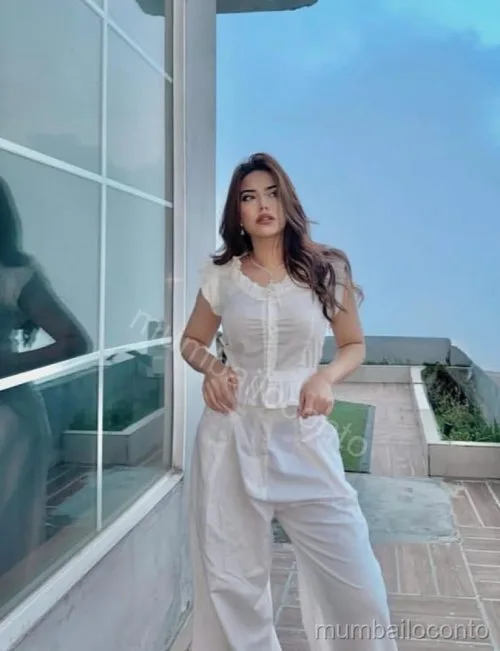 Karina Volkova - Premium Escort in Mumbai